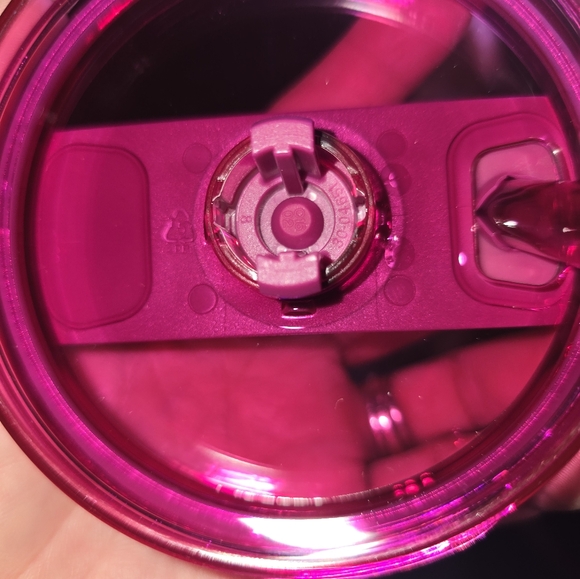 Stanley Berry Truffle Quencher H2.0 Tumbler - 40  Oz New - Picture 6 of 7